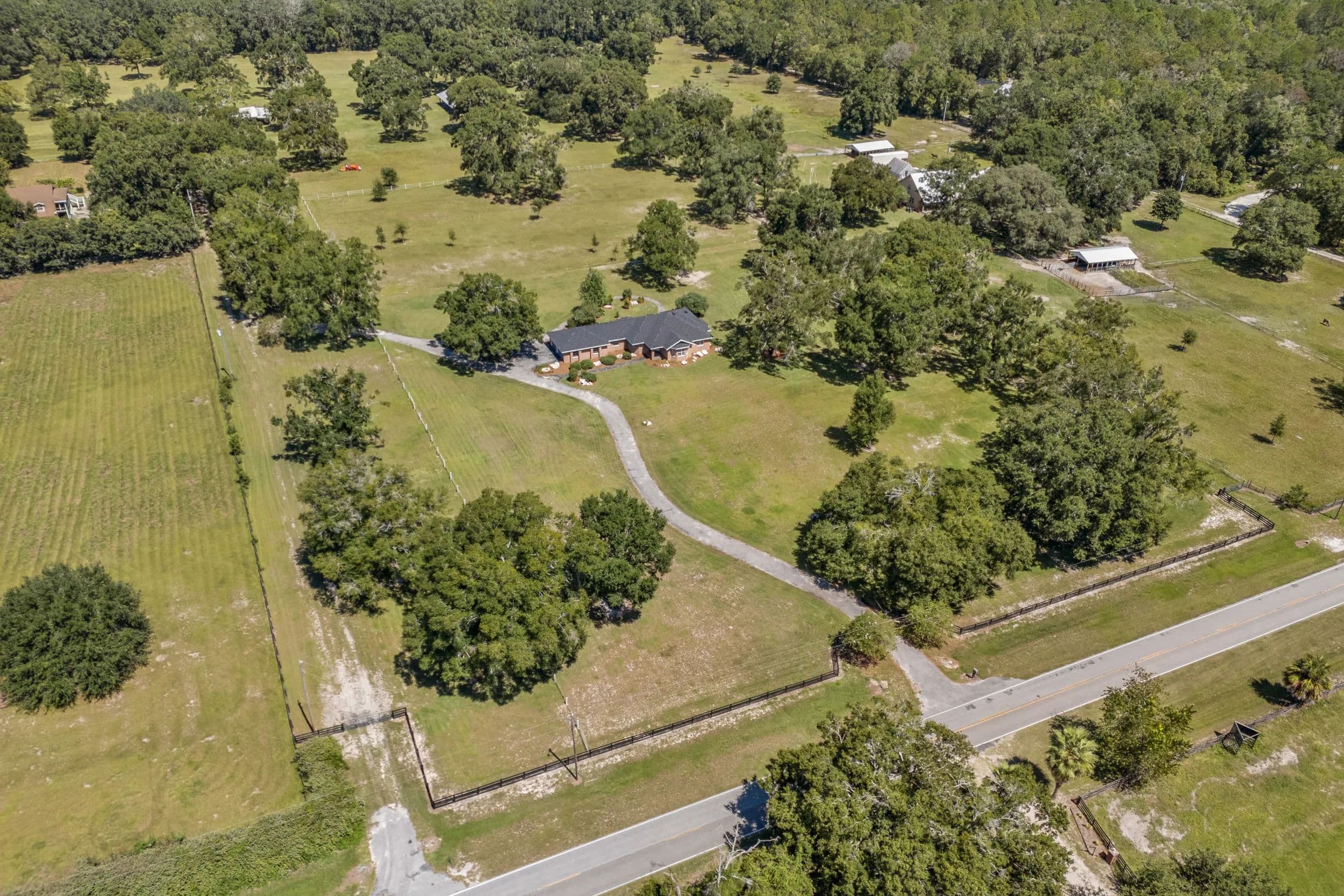 Private Gated Estate on 5 Acres in Alachua, FL - Great for Horses! - Alachua, Florida, 32615