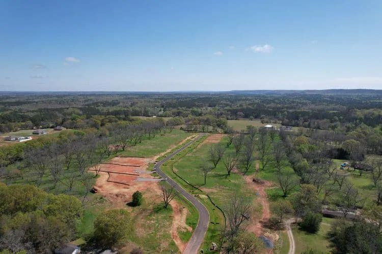 Vacant Land in Pine Mountain