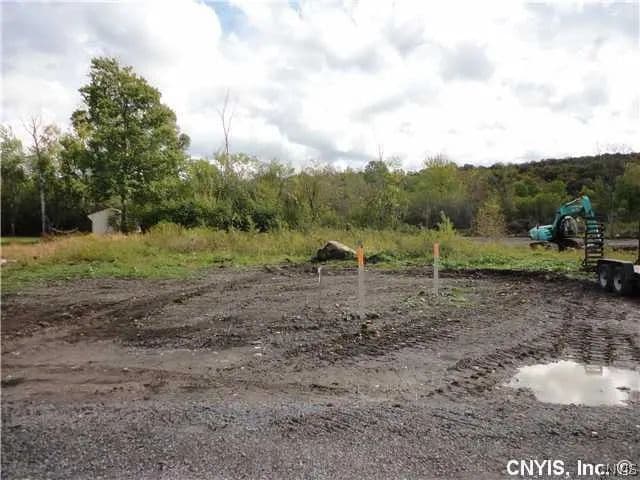 Land -Single Family Acreage in Watertown