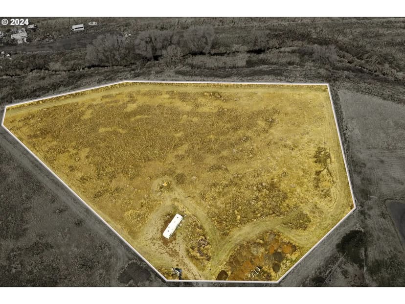 Land -Single Family Acreage in Pendleton