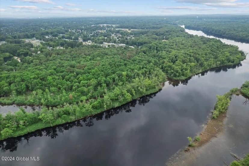 Lots & Land-Other in Moreau