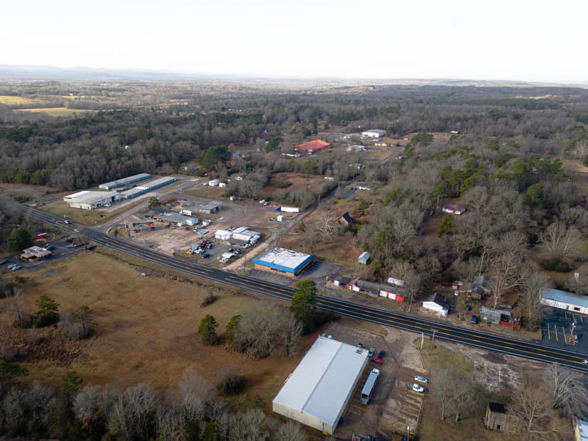 Commercial Building on 0.62 Acres in Polk County, AR