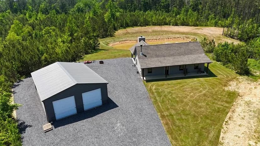 80 Acres with a Brand New Lodge in South Mississippi