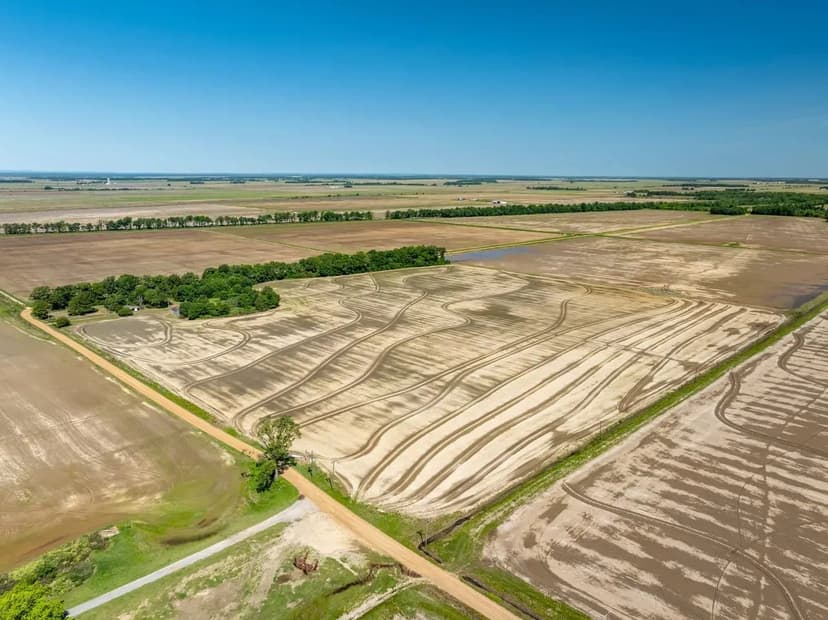 40 +/- Acres, Row Crop with Home Site, Shop, Utilities Available, Well, Poinsett County, AR