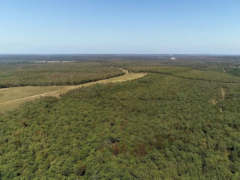 2200 ± Acre CJ Ranch, Recreation, Hunting and Cattle Ranch For Sale, Dustin, OK, McIntosh County