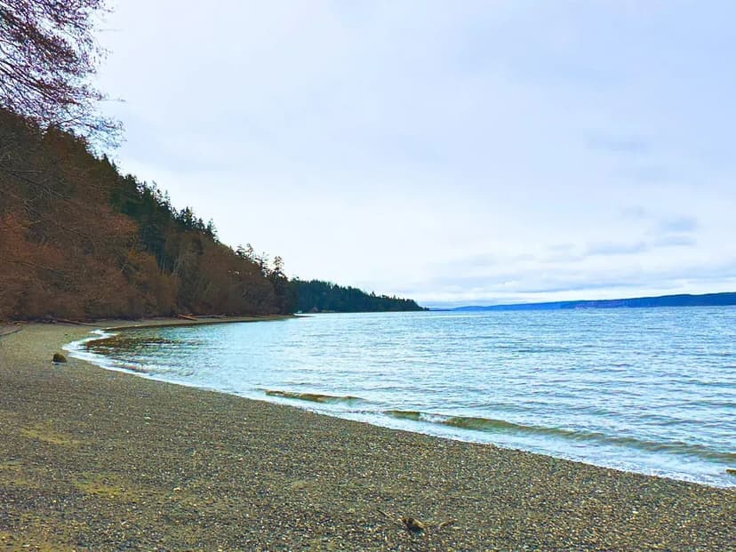 0.409 acres Beachfront on Camano Island
