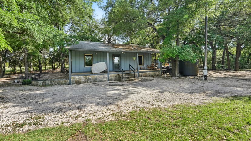 5775 County Road 200, Liberty Hill, TX 78642