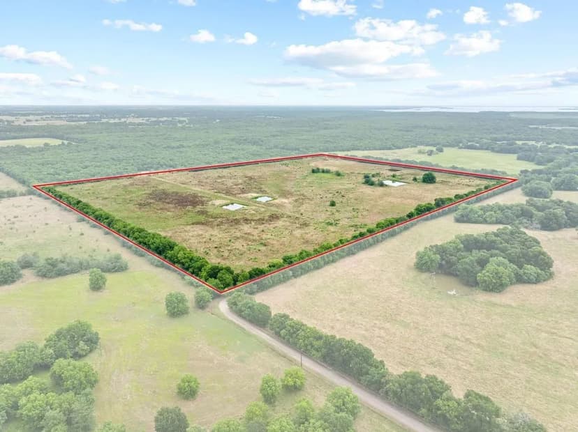 0000 County Road 2085 Klondike, TX 75448