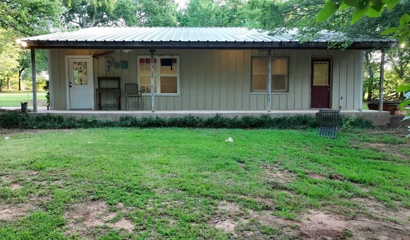 Tuttle Home w/ Acreage