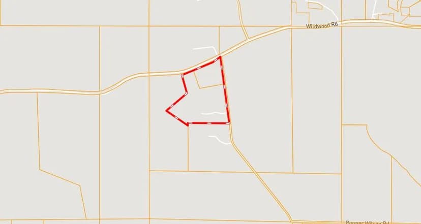 46 Acre Private Estate (Somerset) in Yazoo County at 2917 Black Jack Road in Vaughan, MS