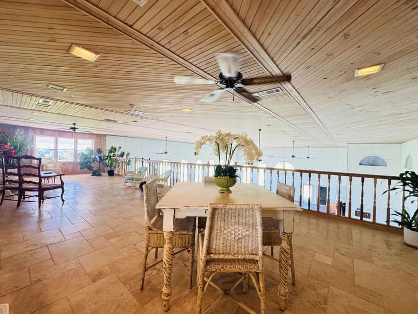 75-Acre Luxury Estate in Melbourne, AR for Sale