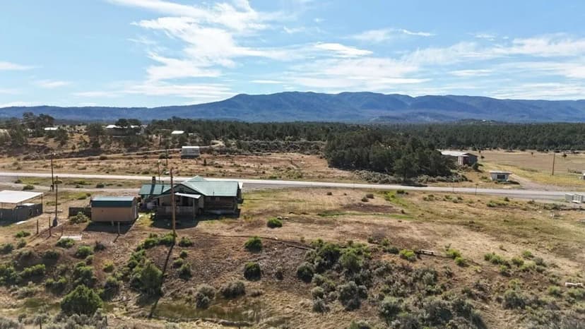 Coon Holler House - STR potential 1.95 ac