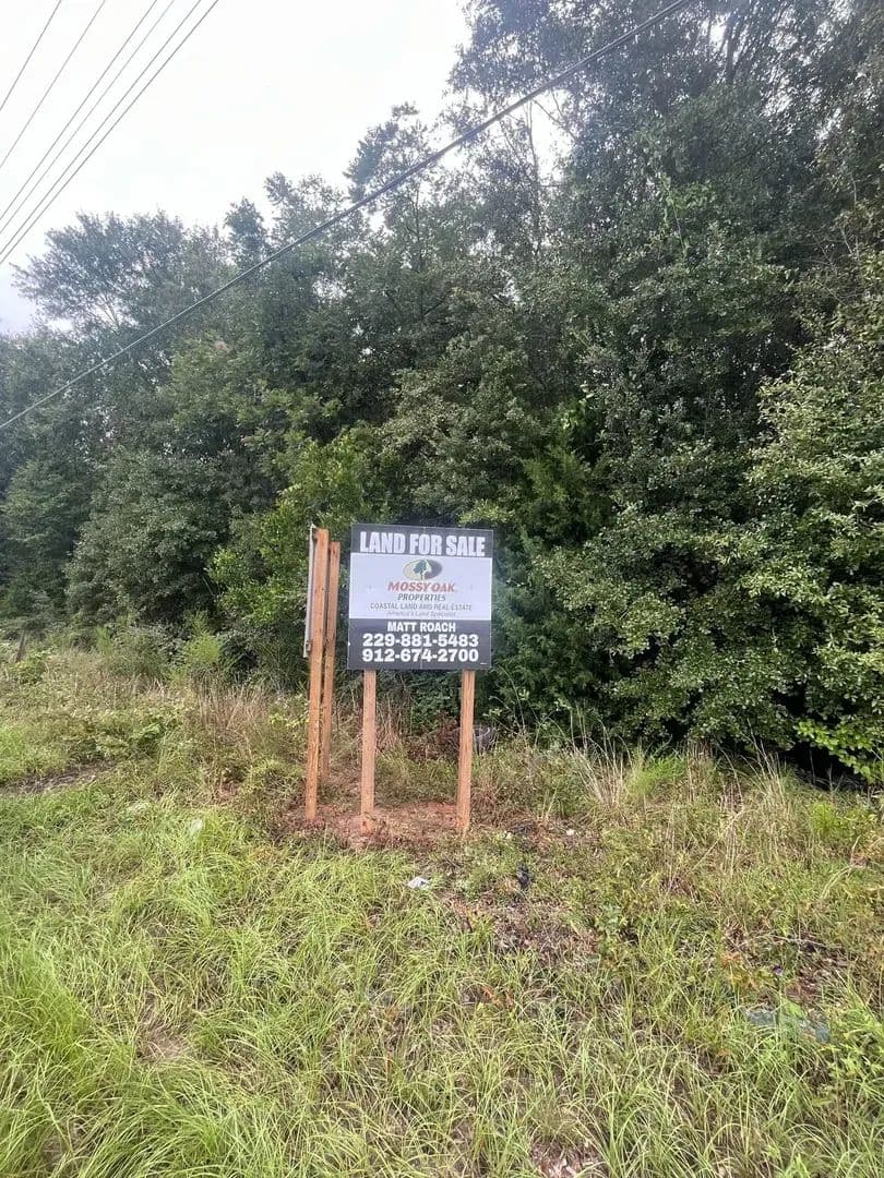 House with 16.81 acres