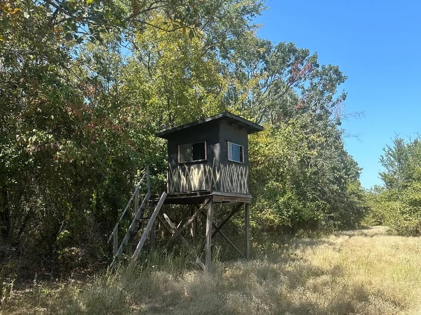 485 acre Hunting and Recreation Ranch, Greasy, OK