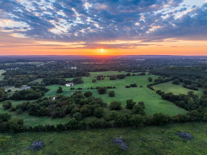 139 E 36th St, Okmulgee, OK 74447