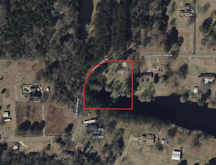 Waterfront Retreat on 1.7 Acres in Jones County, MS