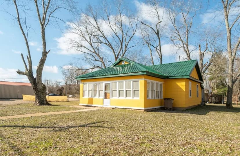 Investment Opportunity Near Clearwater Lake