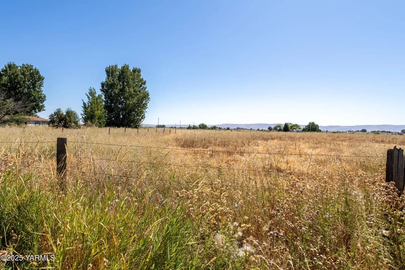 Property from NKA Knights Lane/Campbell Rd - KW