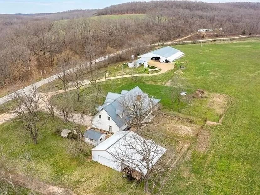 269.62 Acres, Creek, Springs, Tillable Ground, 5 Bedrooms, 5 Baths, 2 Kitchens, Full Finished Basement