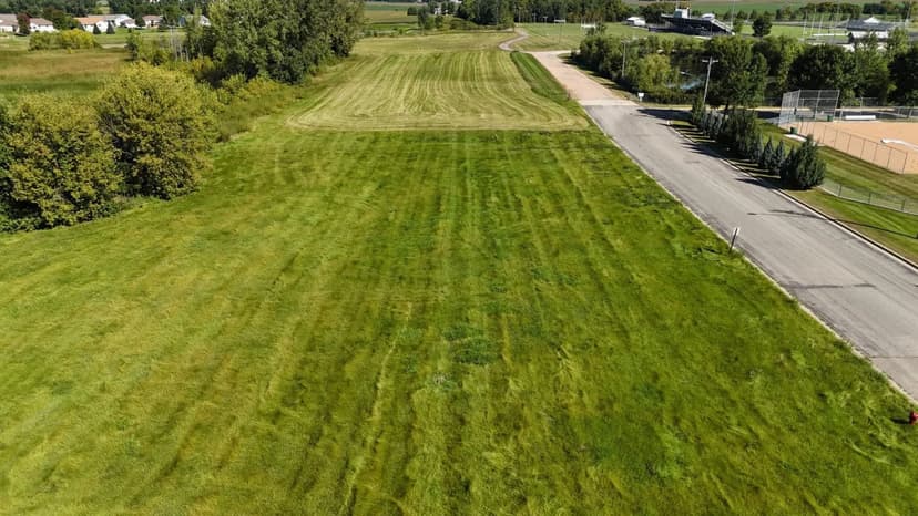 Vacant Land in Glencoe