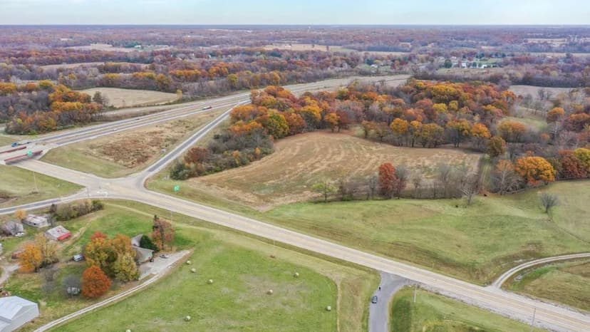 4245 Seminary Rd, Alton 62002