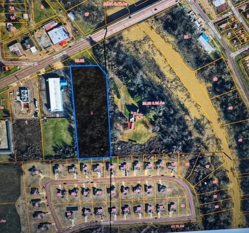 Commercial Lot on S State Street/Highway 61 near downtown Clarksdale & The Crossroads!