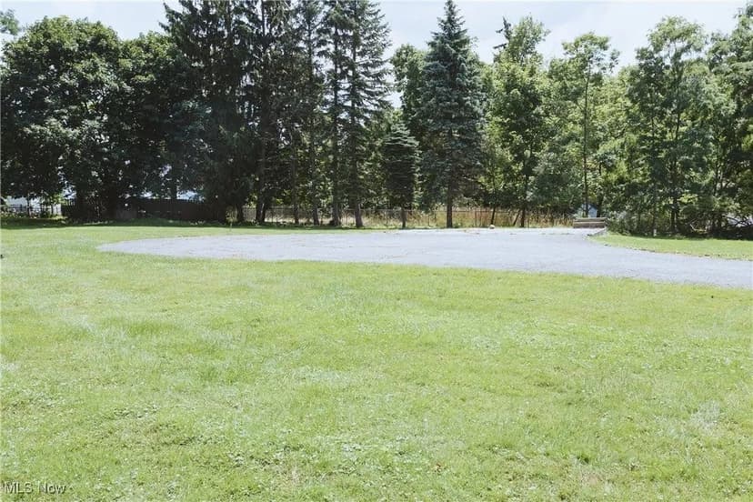 Lots & Land-Other in Lyndhurst