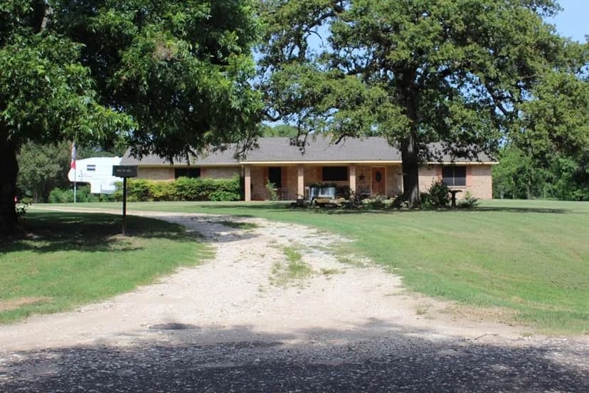 Property from 227 Lcr 750 - KW