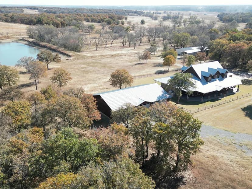 536 ± Acre Velma 536 Cattle Ranch with home For Sale, Duncan, OK