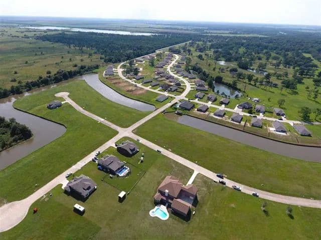Land -Single Family Acreage in Beaumont
