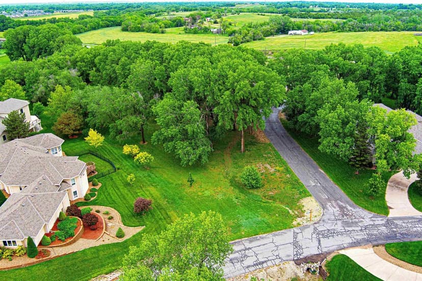 Vacant Land in Salina