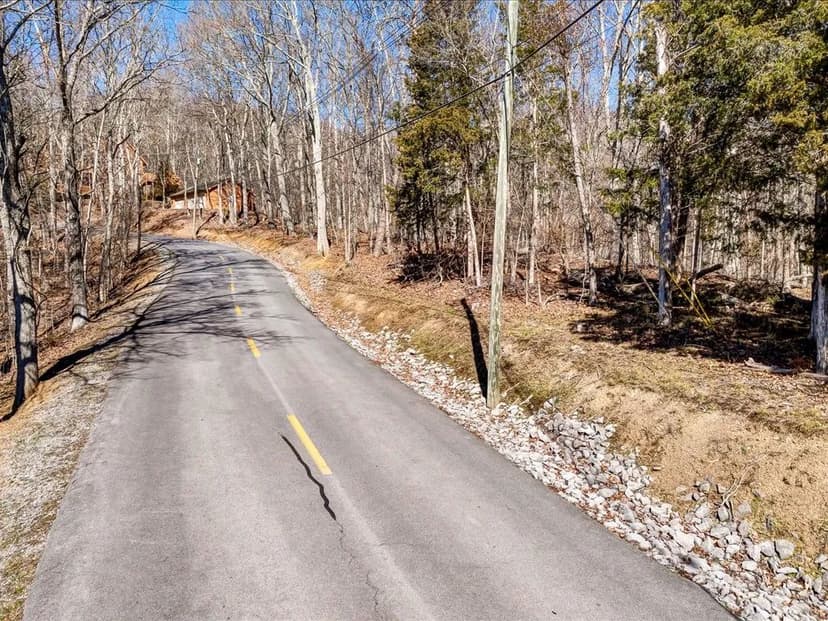 Building Lot For Sale in Cherokee Lake Subdivision