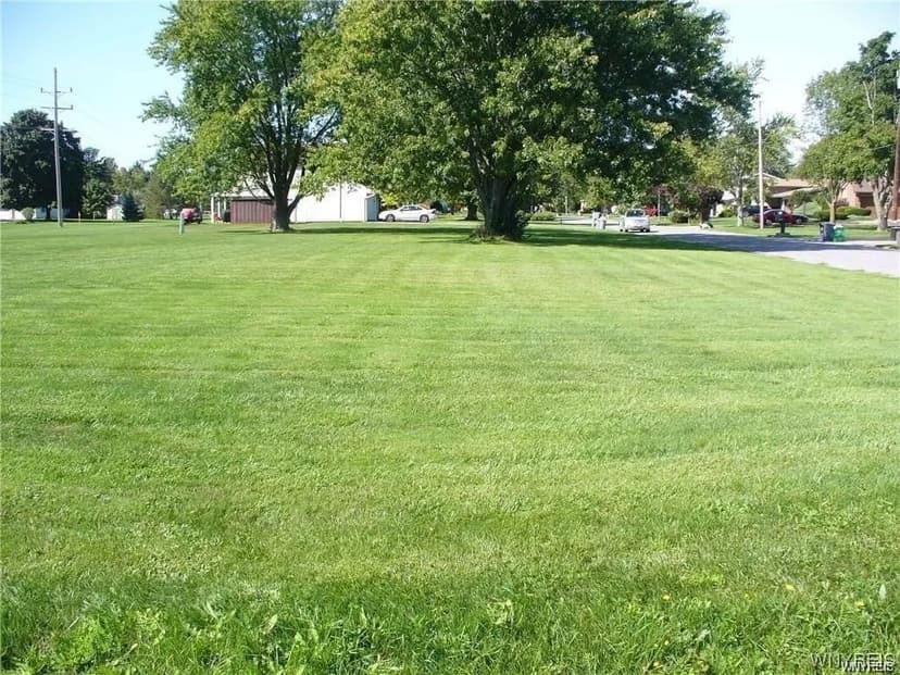 Lots & Land-Other in Lockport