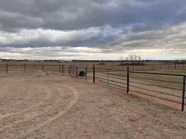 1816 S. Railroad St.