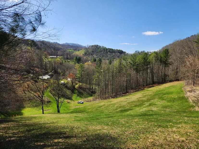 +/-22.74ac - 6033 Highway 321 Sugar Grove, NC - Watauga Co