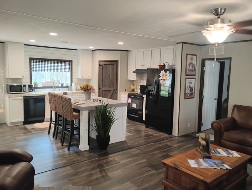 BEAUTIFUL MFD HOME ON 2.5 WOODED ACRES