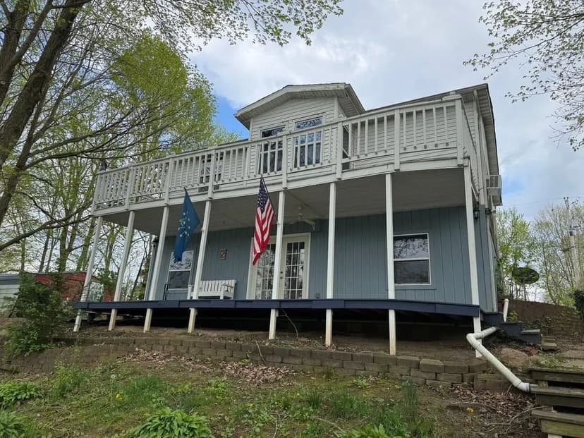 876 S. Mill Creek Dr.