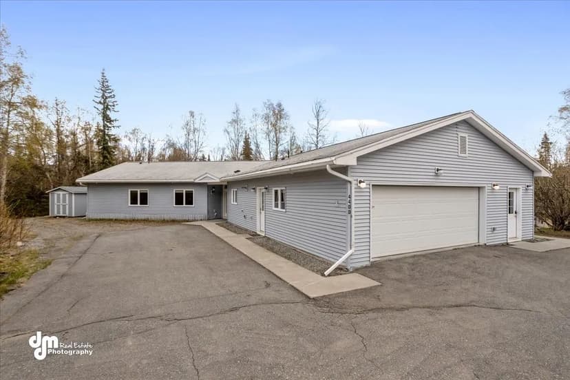 2-Acre Horse Property in Anchorage, Alaska for Sale