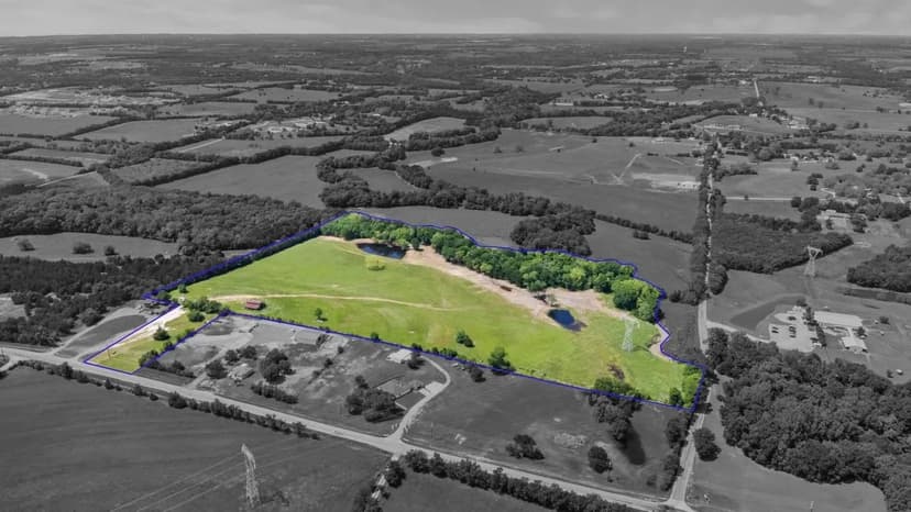 23 plus Acres TBD FM 121