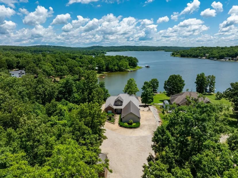 Lake Home, 4,200 +/- Sq Ft, 3 Car Garage/Workshop, Boat Dock, Horseshoe Bend, AR