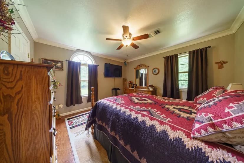 Three-bedroom on 5 +/- shaded acres, 48 Alisa Circle, Melbourne, AR 72556