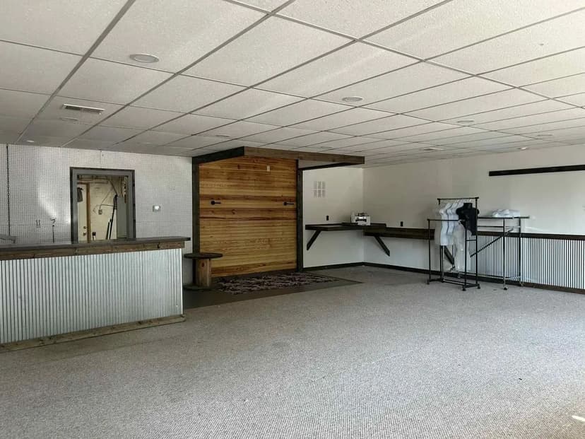 305 Pine St, Steelville, MO 65565