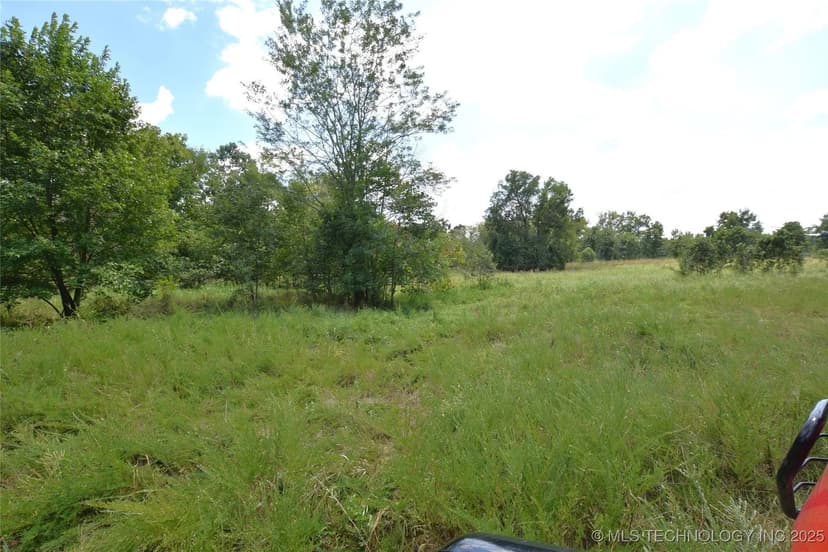 Property from 27572 E 813 Road - KW