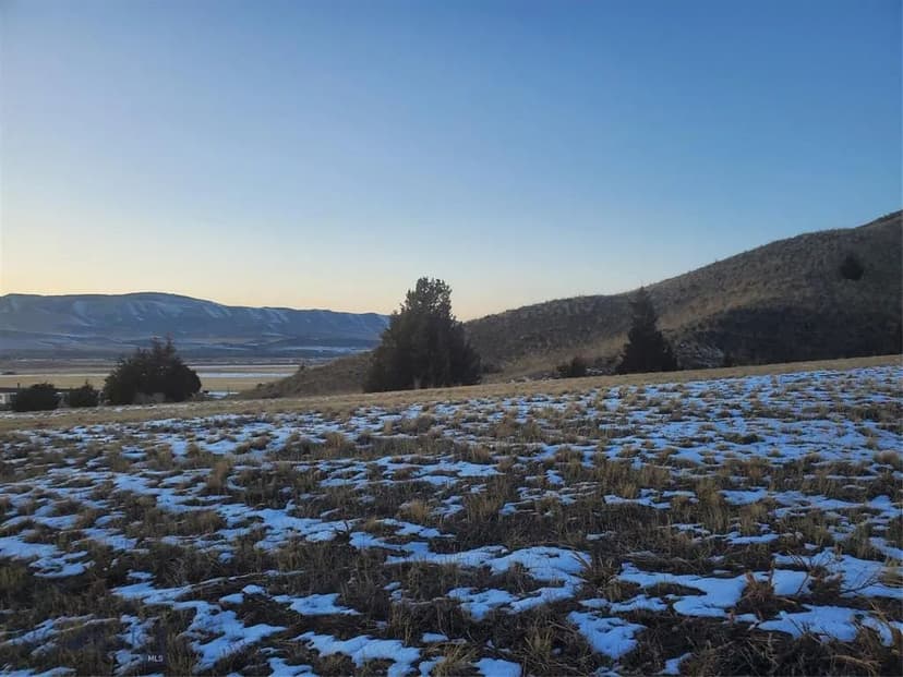 Property from Lot 526 Hayden Taylor - KW