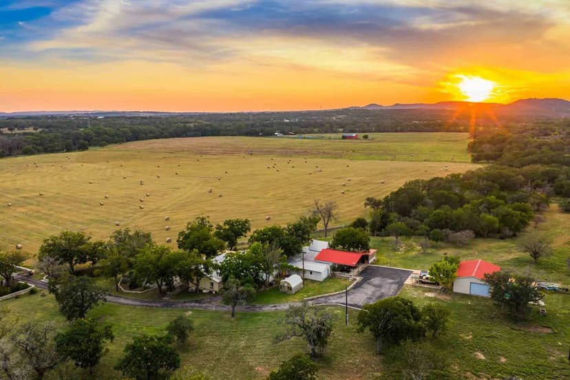 Kerr County | Rock Haven Ranch | NW of Comfort