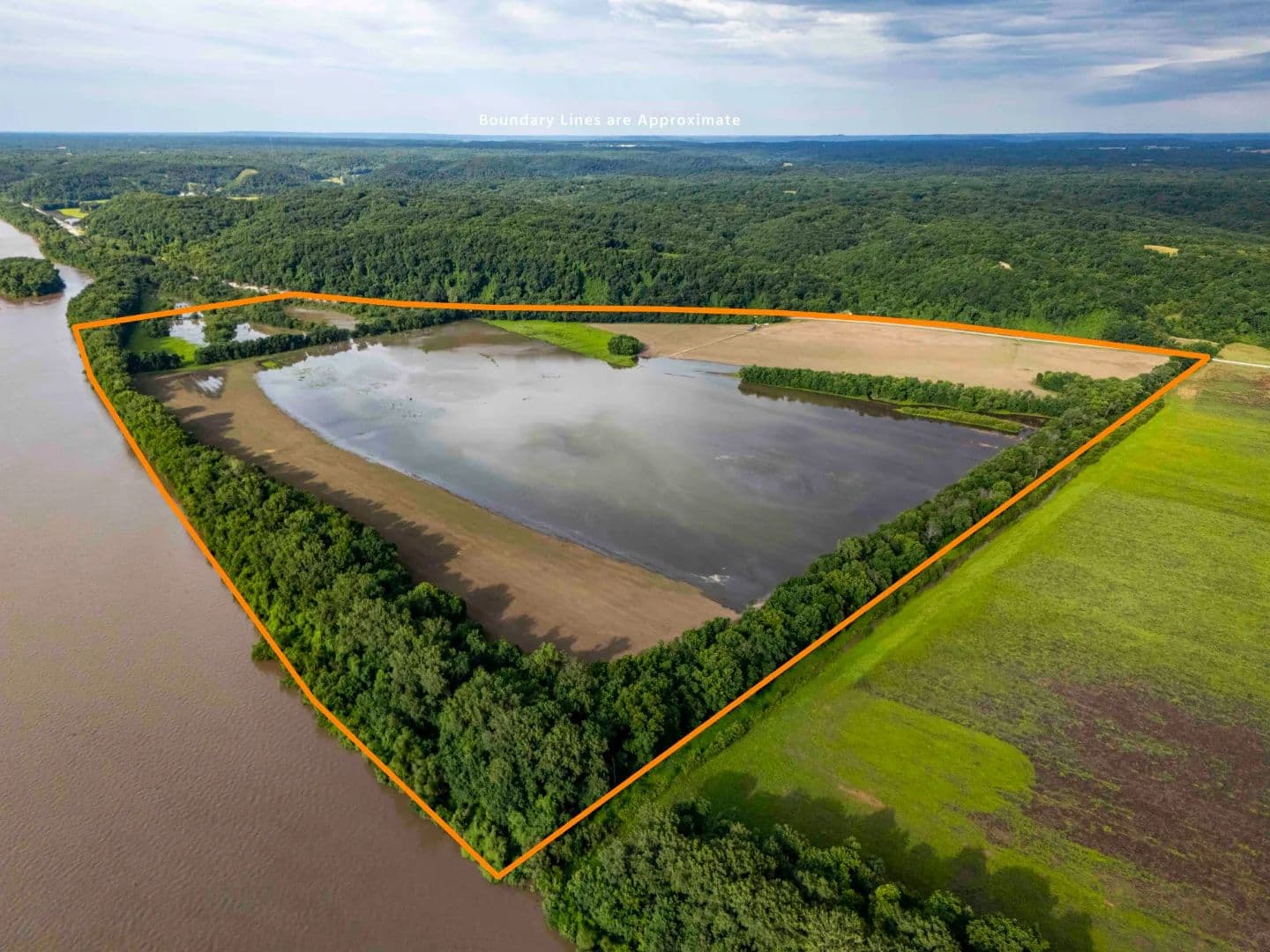 Illinois River Valley Waterfowl & Whitetail Legacy: 195.7± Acres – Calhoun County - Kampsville, Illinois, 62053