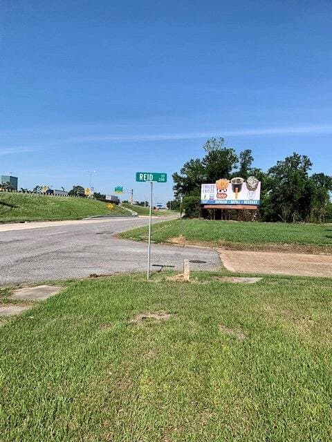 I-10 Service Road Tract, Calcasieu Parish, .65 Acres +/-
