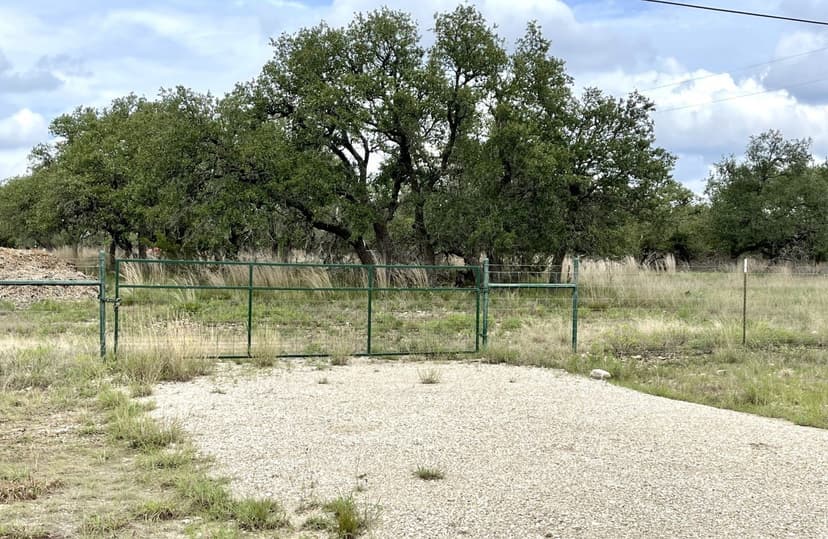 120 Big Sky , Harper Texas 78631