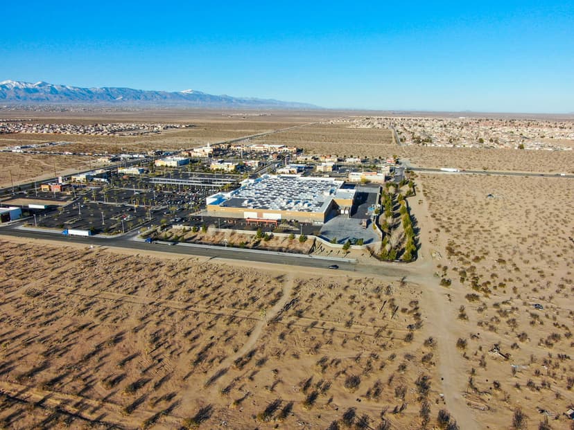 395/Palmdale RD, Victorville, CA 92392