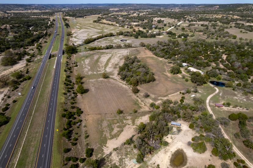 121-B Bartel, Comfort, Texas